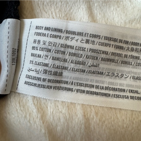 Abercrombie & Fitch Long Sleeve One Shoulder Cutout Top - Picture 9 of 10